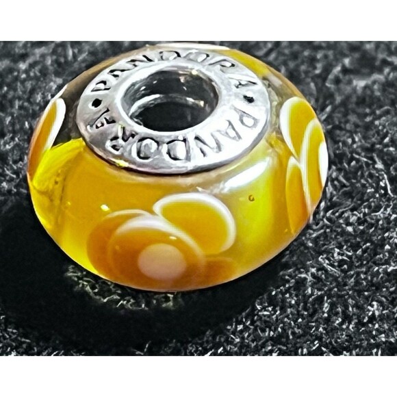 Pandora Retired Yellow ‘Flowers For You’ Murano Glass Bead Charm Silver Core - Picture 2 of 4